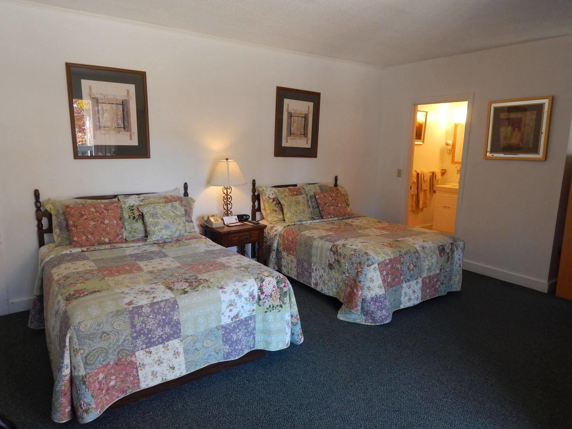 Acadia Sunrise Motel Трентон Екстер'єр фото